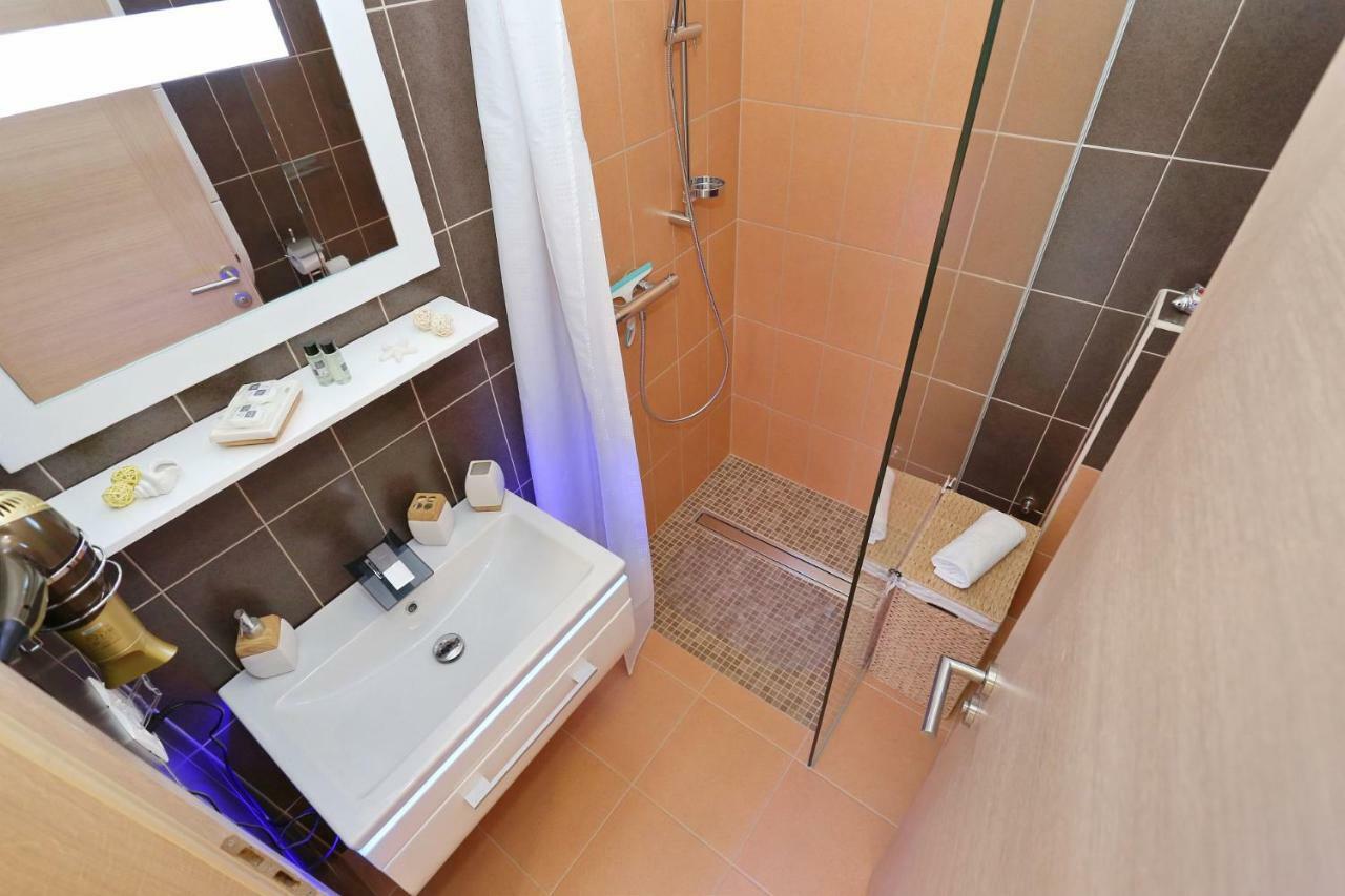 Villa Nivel Vir Zewnętrze zdjęcie